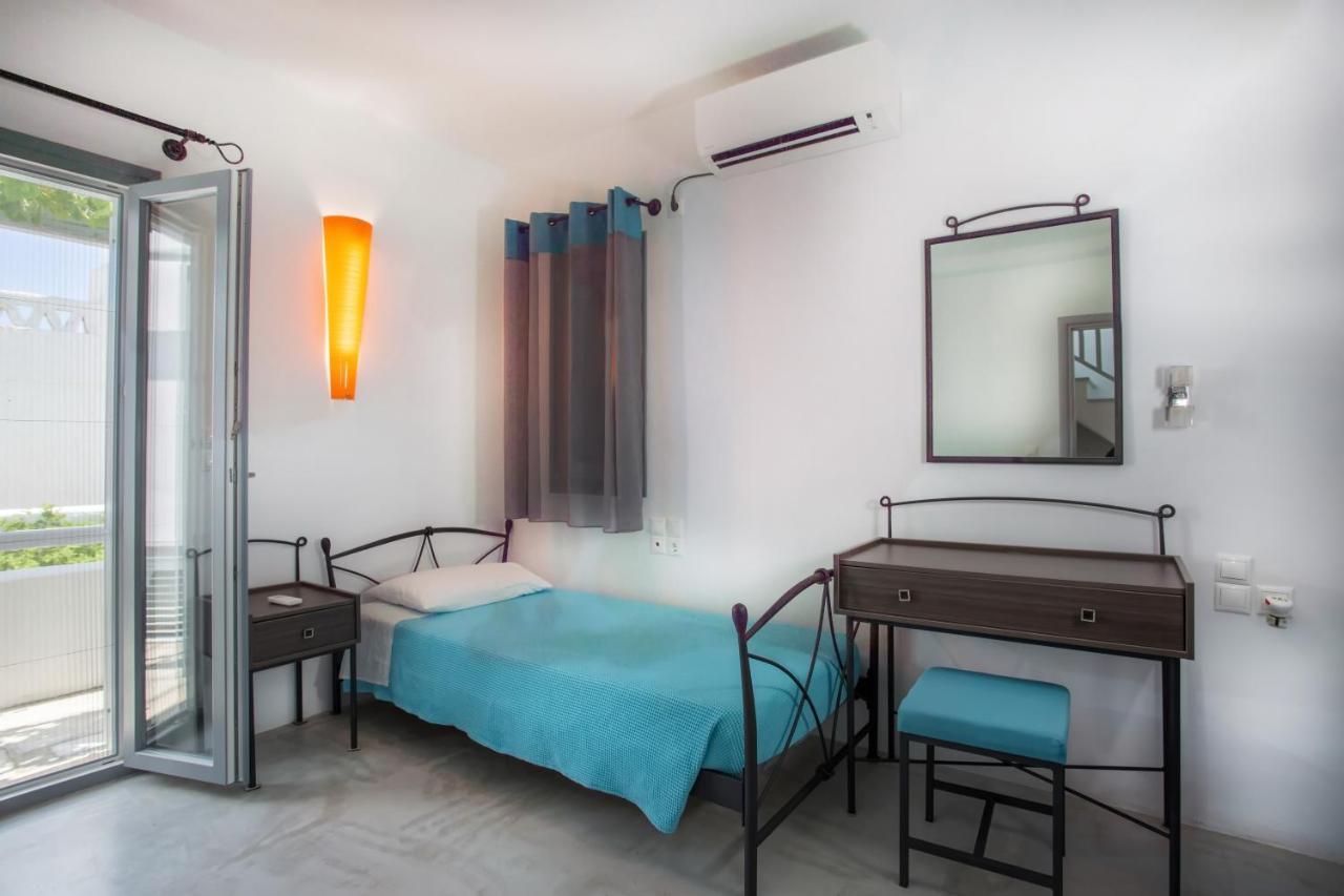 Ianthi Boutique Guesthouses סקירוס מראה חיצוני תמונה