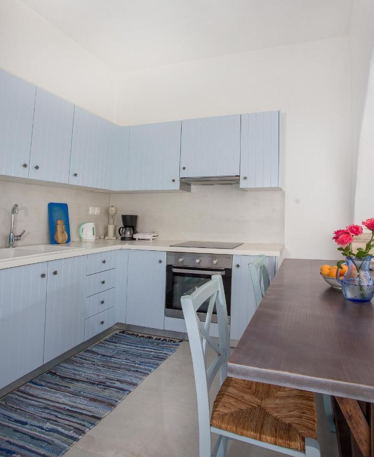 Ianthi Boutique Guesthouses סקירוס מראה חיצוני תמונה