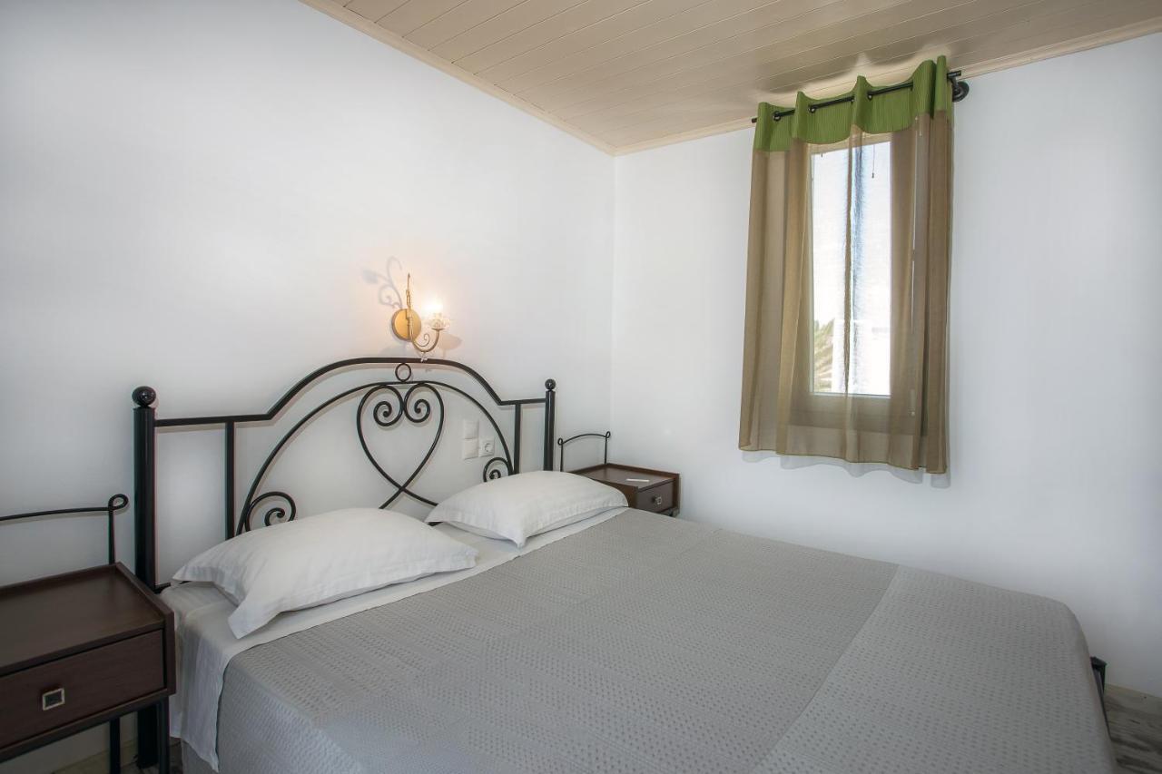 Ianthi Boutique Guesthouses סקירוס מראה חיצוני תמונה