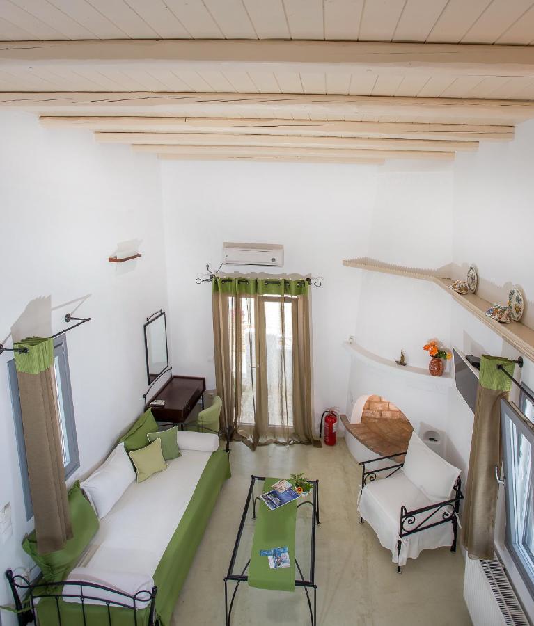 Ianthi Boutique Guesthouses סקירוס מראה חיצוני תמונה