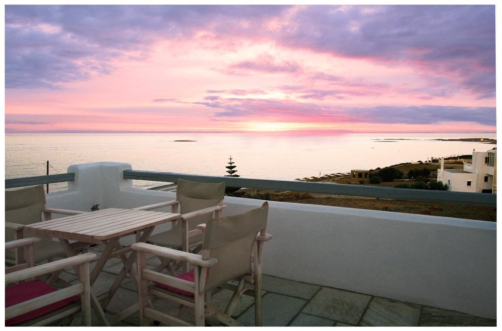 Ianthi Boutique Guesthouses סקירוס מראה חיצוני תמונה